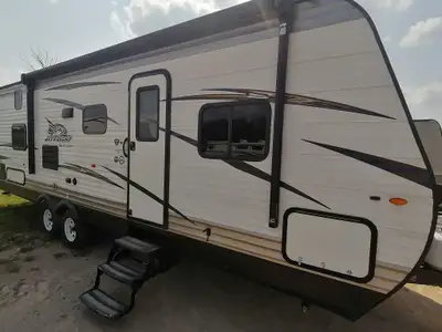 2018 Jayco Jay Flight SLX 8 267BHS Hit the road comfortably The 2018 Jay Flight SLX travel trailer w...