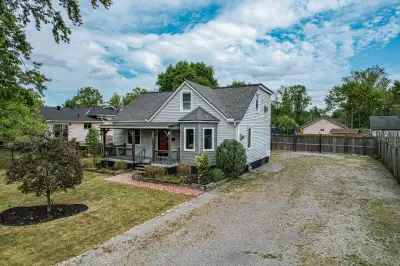 FOR SALE - STEPS TO CRESCENT BEACH PARK … BEAUTIFULLY UPDATED, open concept main level features fant...