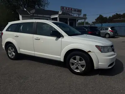 Discover value and versatility with the 2016 Dodge Journey—your ideal 7-seater SUV. Enjoy convenient...