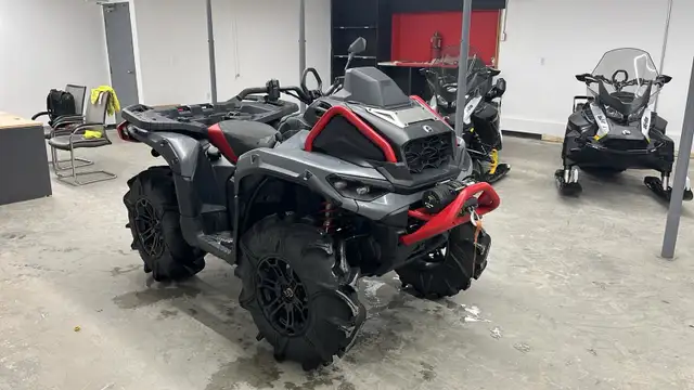 2025 CAN-AM OUTLANDER 1000 XMR-BLACK! in ATVs in Sudbury - Image 6