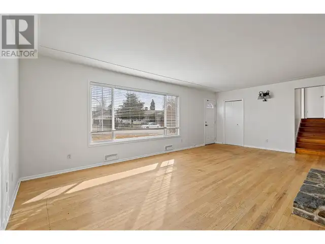 1388 Cherry Crescent W Kelowna, British Columbia in Houses for Sale in Penticton - Image 15