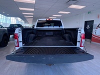 *Highlights* * 30,170 KM * 4WD * Big Horn Trim * Gas Engine * Crew-Capable Heavy-Duty Performance *... (image 4)