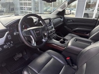 2020 GMC Yukon SLT Full-Size Luxury Meets Power and Capability This 2020 GMC Yukon SLT is the perfec... (image 6)
