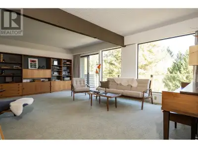 Mid-century lovers looking to move to the Sunshine Coast this is the home for you! Sitting on the la...