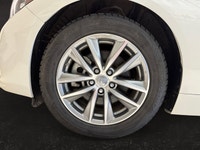If you want an elegant executive sedan that skips out on underpowered 4-cylinder base engines in fav... (image 8)