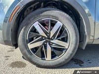 AWD | 7 Seater | Heated Seats | Heated Wheel | Cruise Control | Cloth Seats | Back Up Camera | The *... (image 9)