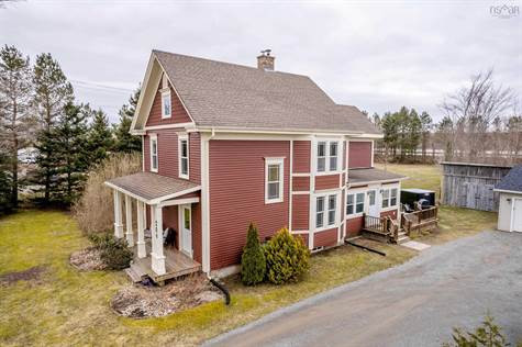 204 Main Street in Houses for Sale in Annapolis Valley