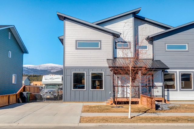 New!   76 Iskoot Crescent, Whistle Bend | REALTOR® Rob Marshall in Houses for Sale in Whitehorse