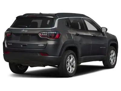 Looking for a Ford? Visit us at www.5StarDealer.com for view more like this vehicle. We have over 40...