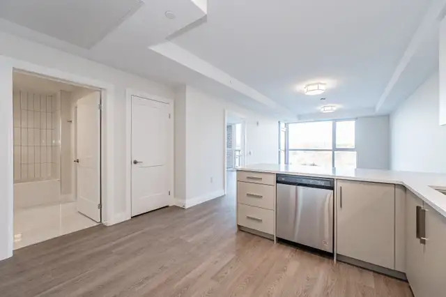 Large 1 Bedroom Suite Available - 799 Sq. Ft. in Long Term Rentals in Kitchener / Waterloo - Image 11