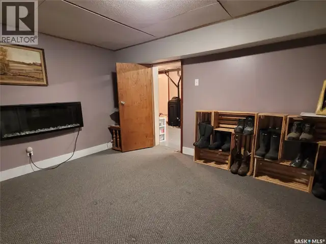717 Coteau AVENUE Weyburn, Saskatchewan in Houses for Sale in Regina - Image 37