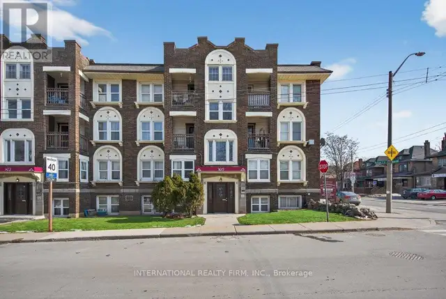 2 - 109 BALSAM AVENUE S Hamilton (Stipley), Ontario in Long Term Rentals in Hamilton - Image 3