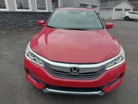 Automatic Transmission Honda Sensing Package Leather Trimmed Sport Seats Sunroof Heated Seats Back U... (image 7)