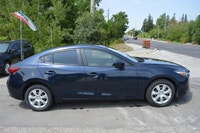 2017 Mazda3 GX Clean CARFAX 158,455 KM $13,950 or $157 Bi-weekly. Bi-weekly payment includes safety... (image 5)