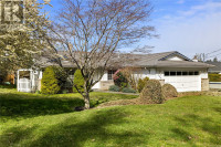 669 Doehle Ave Parksville, British Columbia