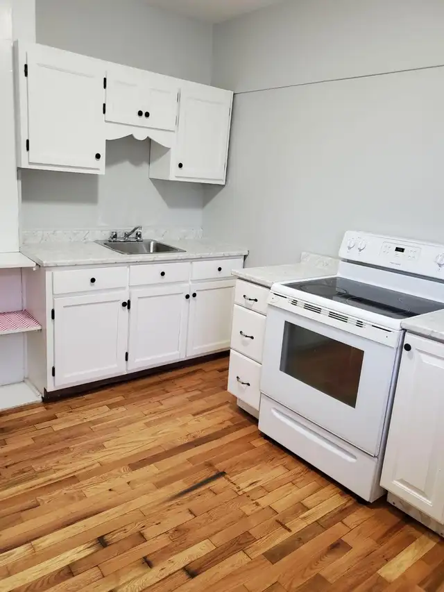 136 Guilford St A - October Rent Free on a One-Year Lease in Long Term Rentals in Saint John - Image 7