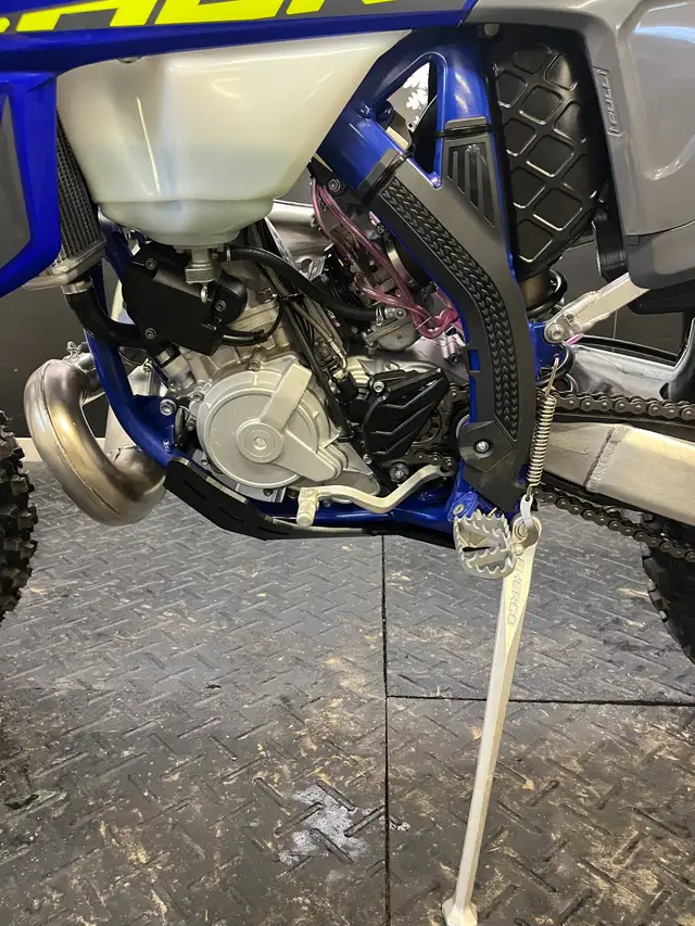 2025 SHERCO SE 250 FACTORY 2T MOTO NEUVE 0 KM AUBAINE FIN DE SAI in Other in Lac-Saint-Jean - Image 11