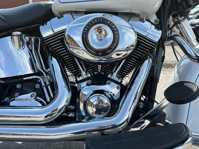 2012 Harley-Davidson Heritage Softail Classic ~ HERITAGE SOFTAIL in Street, Cruisers & Choppers in City of Toronto - Image 26