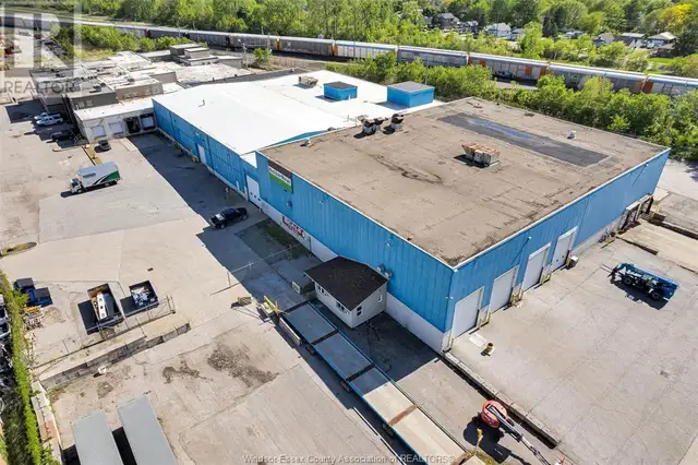 1153 TECUMSEH ROAD West Windsor, Ontario in Commercial & Office Space for Rent in Windsor Region - Image 7