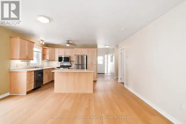 1 - 275 HURON STREET Clearview (Stayner), Ontario in Houses for Sale in Oakville / Halton Region - Image 10