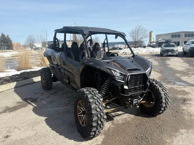 2024 Kawasaki Teryx KRX® 4 1000 eS SE - Metallic Flat Raw Grayst in ATVs in Markham / York Region - Image 11