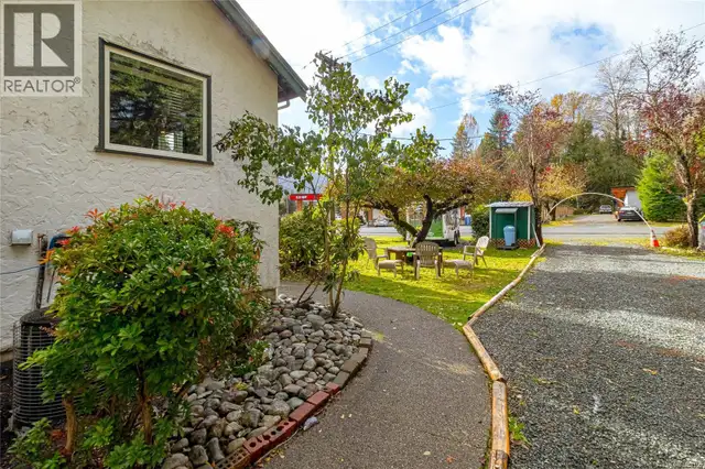 149 Cowichan Lake Rd Lake Cowichan, British Columbia in Houses for Sale in Victoria - Image 16