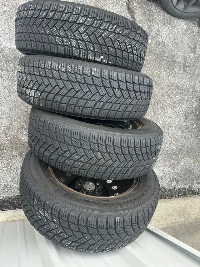 225/60/17 Michelin winters 5x114.3 hyundai Tucson Kia sportage in Tires & Rims in Mississauga / Peel Region - Image 4