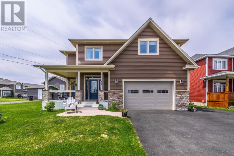 33 Kenai Crescent St. John's, Newfoundland & Labrador Houses for Sale