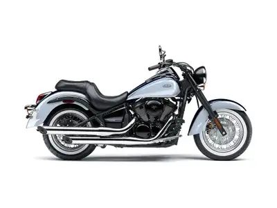 Laval Moto 2026 Kawasaki VULCAN 900 CLASSIC 2026 Kawasaki VULCAN 900 CLASSIC 5 vitesses, 2 cylindres...