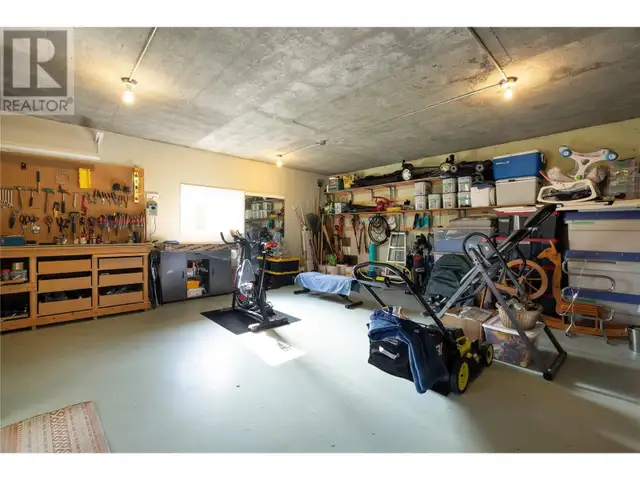 8875 Braeburn Drive Coldstream, British Columbia in Houses for Sale in Vernon - Image 38
