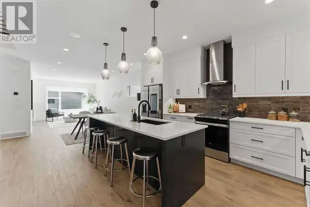 57 Treeline Avenue SW Calgary, Alberta62865715673987124