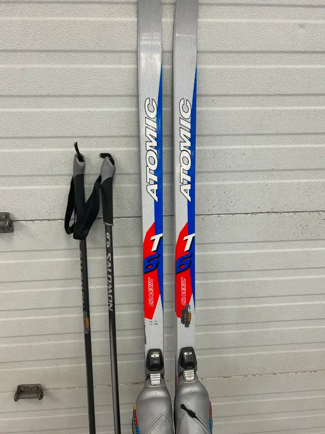 New condition Atomic T6 classic cross country ski.Ski size 175 in Ski in Winnipeg - Image 6