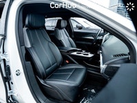 All purchasers receive a CarHub Rewards Card for $1000 towards service! Rear Wheel Drive,Keyless Sta... (image 9)