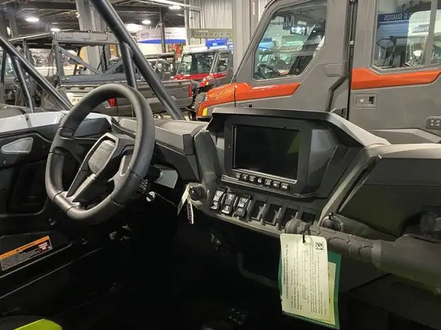 2025 Polaris RZR XP 4 1000 Ultimate in ATVs in City of Halifax - Image 7
