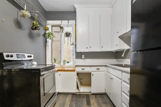 230 Percy Street - 2 Bedroom Lower Unit - Move-In Ready! - 2 Bed in Long Term Rentals in Ottawa - Image 12