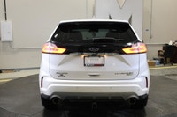 Special Finance Price: $20,999 | Cash Price: $22,499 2019 Ford Edge Titanium - No Accidents, Clean C... (image 4)