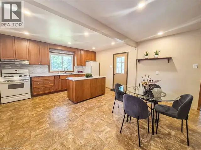 11 DUNCAIRN Avenue Kitchener, Ontario in Houses for Sale in Kitchener / Waterloo - Image 29