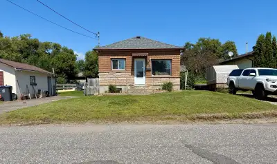 Spacious 3 Bed, 1 Bath Home for Rent – Available October 1, 2026 Looking for more space? This charmi...