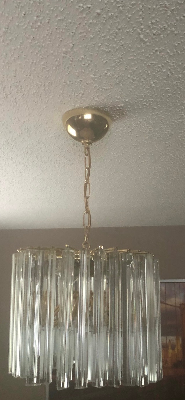 Chandelier Light Fixture. Like new! Indoor Lighting & Fans