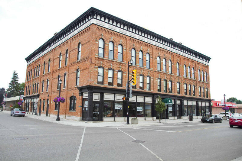 La Residence Ridgetown Private Room in 4Bedroom Shared Suite Long