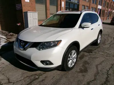 2015 NISSAN ROGUE SV! (416)-675-6061 - NEW ARRIVAL! LOCAL ONTARIO CLEAN TITLE VEHICLE! VERY WELL MAI...