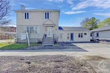 Charming One-Bedroom Unit – All Utilities Included – Steps from LRT! Address: Unit 2 – 1806 Scott St...