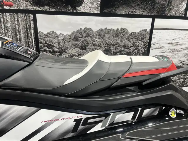 2024 Yamaha WAVERUNNER GP 1900R H.O AUDIO **A L'ETAT NEUF!!** in Personal Watercraft in Laval / North Shore - Image 7