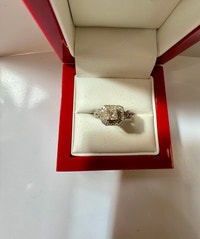 Vera Wang Love Collection 1 CT. Princess-Cut Diamond Ring~Size 5 Hamilton Ontario Preview