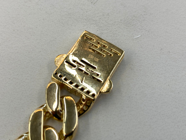 NEW! 10K Gold Men's Wide Bracelet - Hollow in Jewellery & Watches in City of Toronto - Image 4