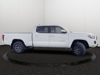 This Toyota Tacoma has a powerful Regular Unleaded V-6 3.5 L/211 engine powering this Automatic tran... (image 6)