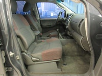NISSAN XTERRA 2010 OFF-ROAD 4X4 MANUEL 6 RAPPORTS V6 4.0L TOUT ÉQUIPÉ AVEC 254 500 KM CERTIFIÉ ET N'... (image 9)