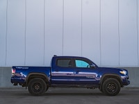 CARGET AUTOMOTIVE is thrilled to offer this 2023 Toyota Tacoma TRD Off-Road, a rugged midsize pickup... (image 5)