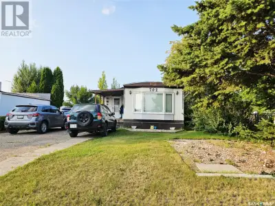 702 5th Ave W. This updated, single wide, mobile home is a perfect starter home, retirement property...