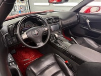 LOW KM - EXTRA CLEAN - CONVERTIBLE 2009 Chevrolet Corvette Convertible w/ 1LT. This car looks & driv... (image 9)